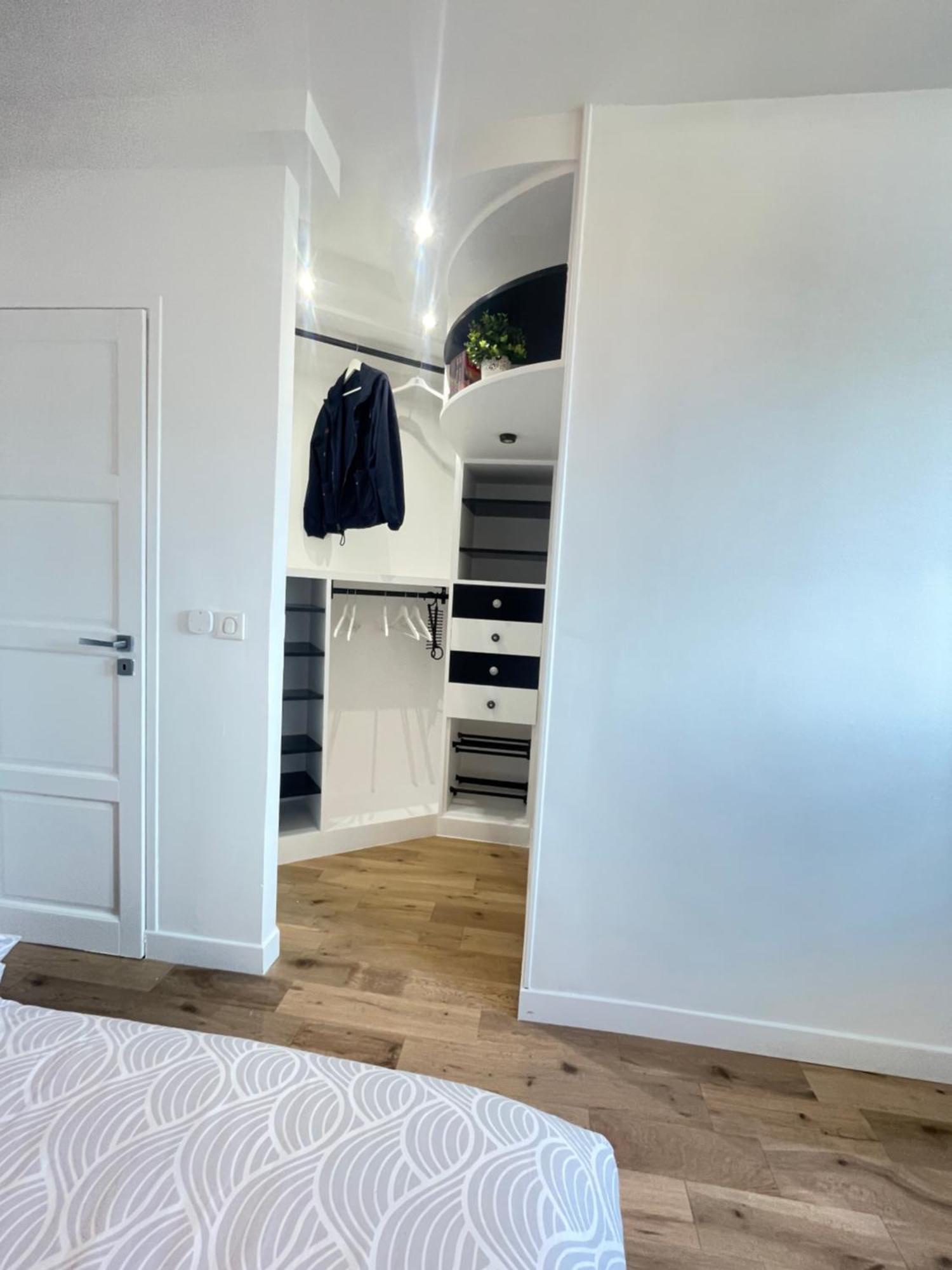 Superbe Appartement Haussmannien Suspendu París Exterior foto
